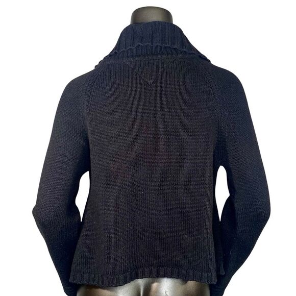 Tommy Hilfiger Vintage Cardigan Sweater Wrap Black Knit Side Button Size Medium - Picture 3 of 6